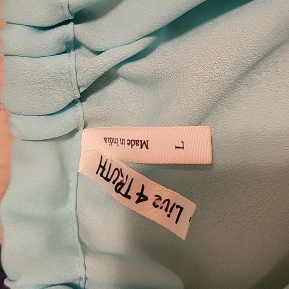 Blouse - Picture 3 of 3